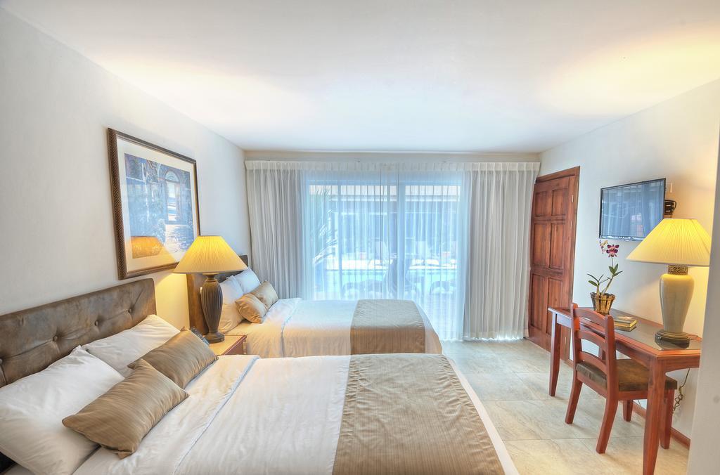 Beachfront Hotel Tramonto Jaco Phòng bức ảnh