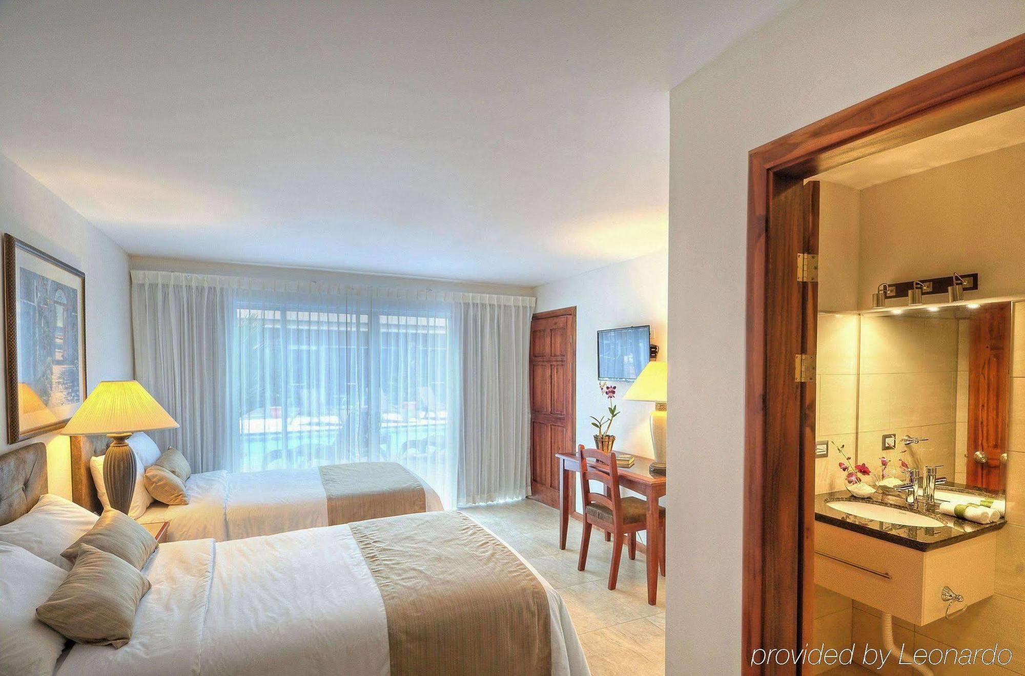 Beachfront Hotel Tramonto Jaco Ngoại thất bức ảnh