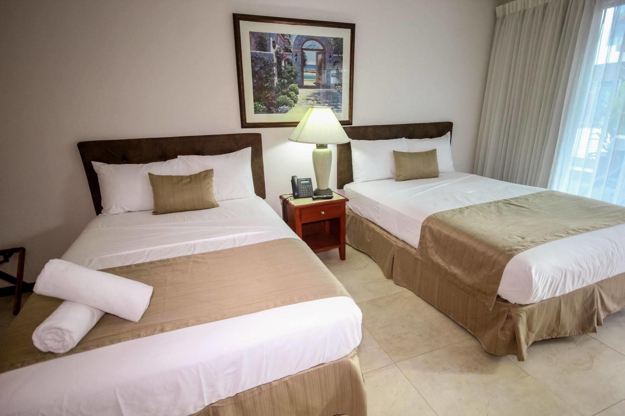 Beachfront Hotel Tramonto Jaco Ngoại thất bức ảnh