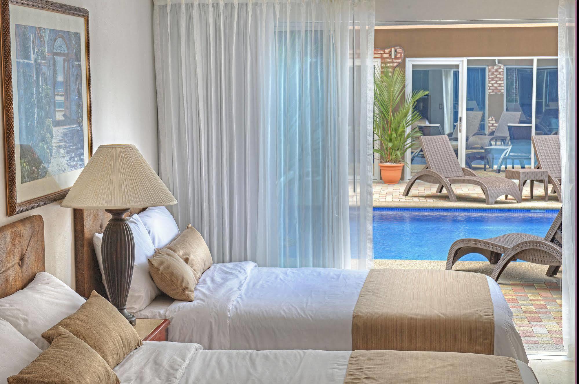 Beachfront Hotel Tramonto Jaco Ngoại thất bức ảnh