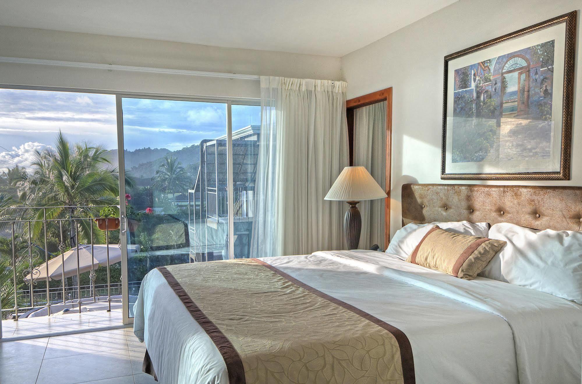 Beachfront Hotel Tramonto Jaco Ngoại thất bức ảnh