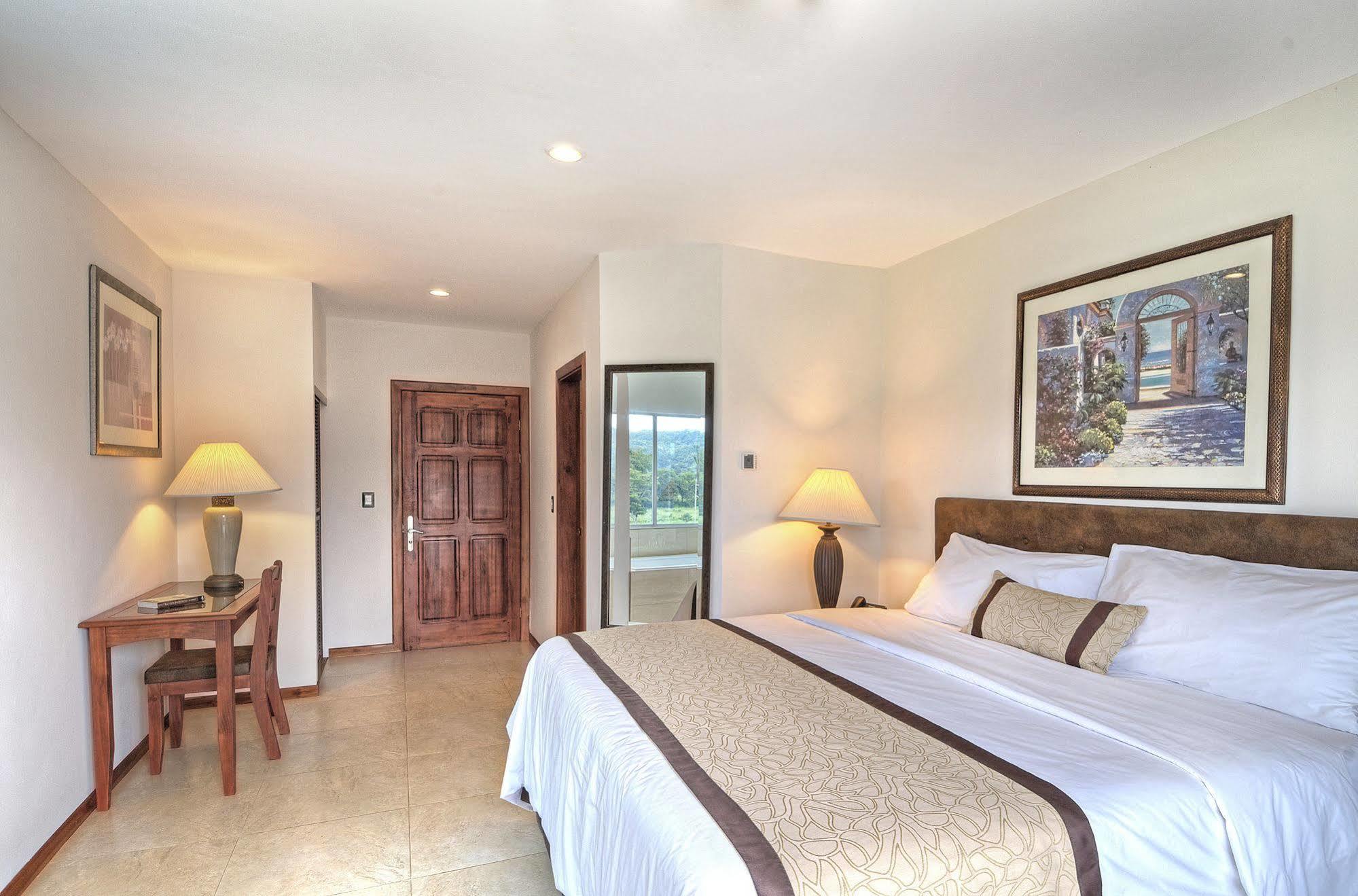 Beachfront Hotel Tramonto Jaco Ngoại thất bức ảnh
