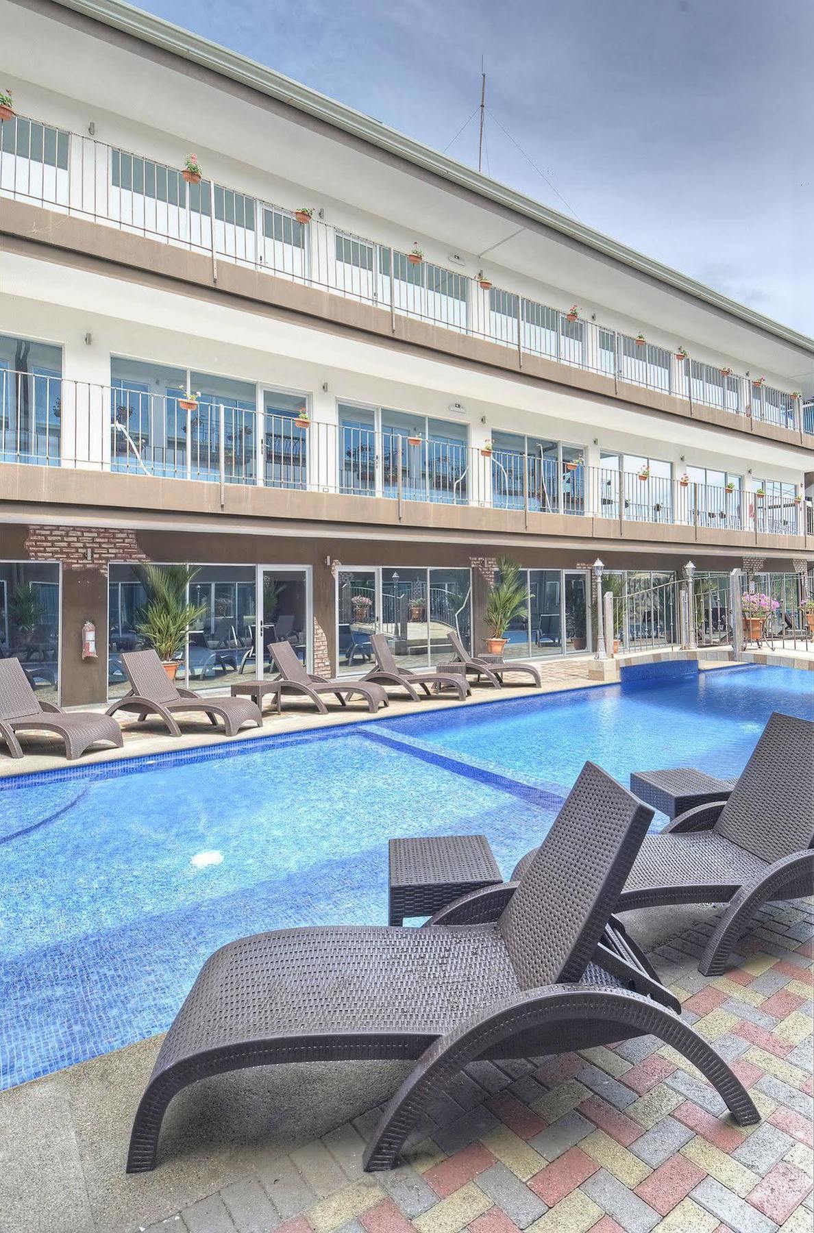 Beachfront Hotel Tramonto Jaco Ngoại thất bức ảnh