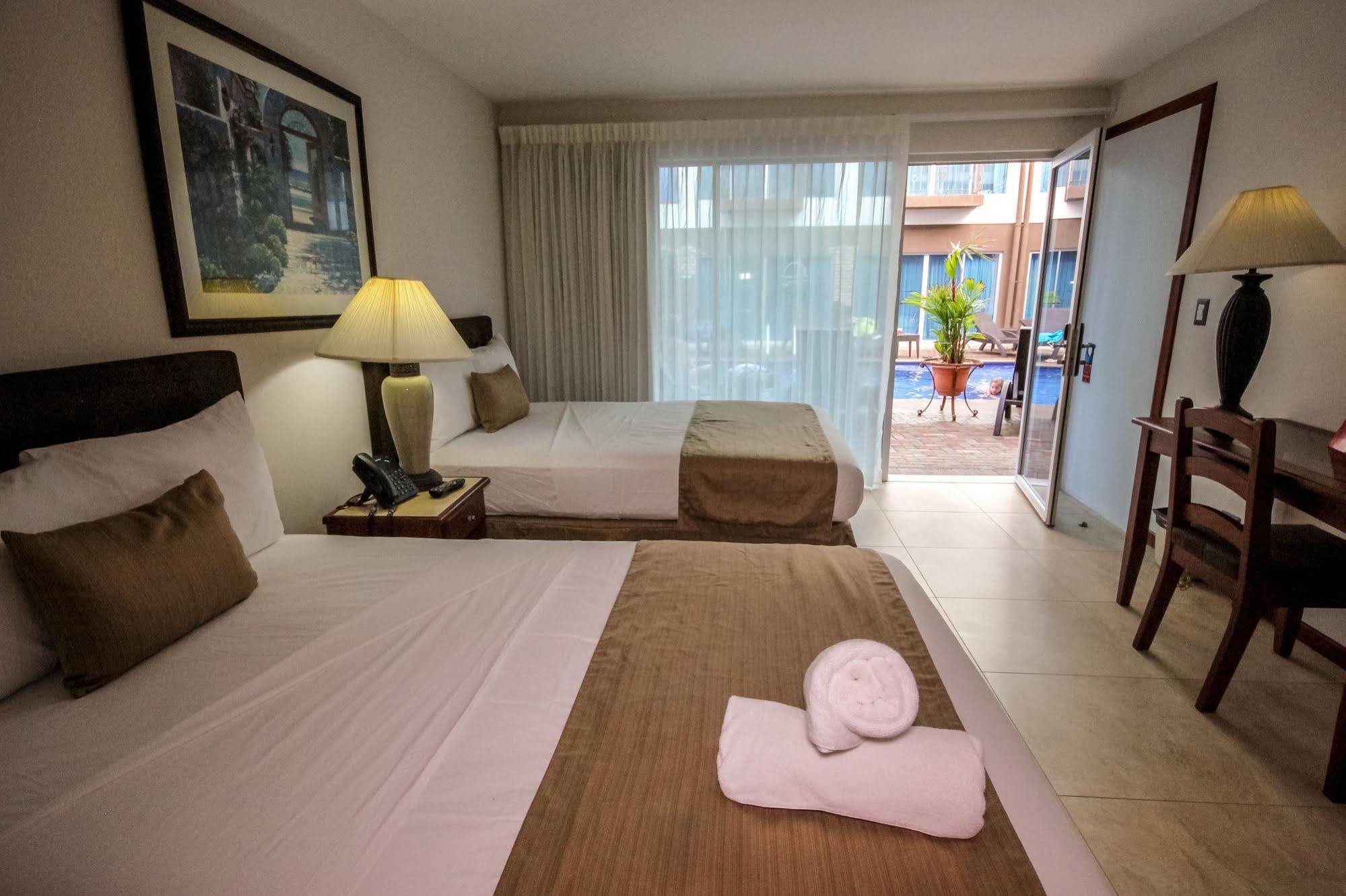 Beachfront Hotel Tramonto Jaco Ngoại thất bức ảnh