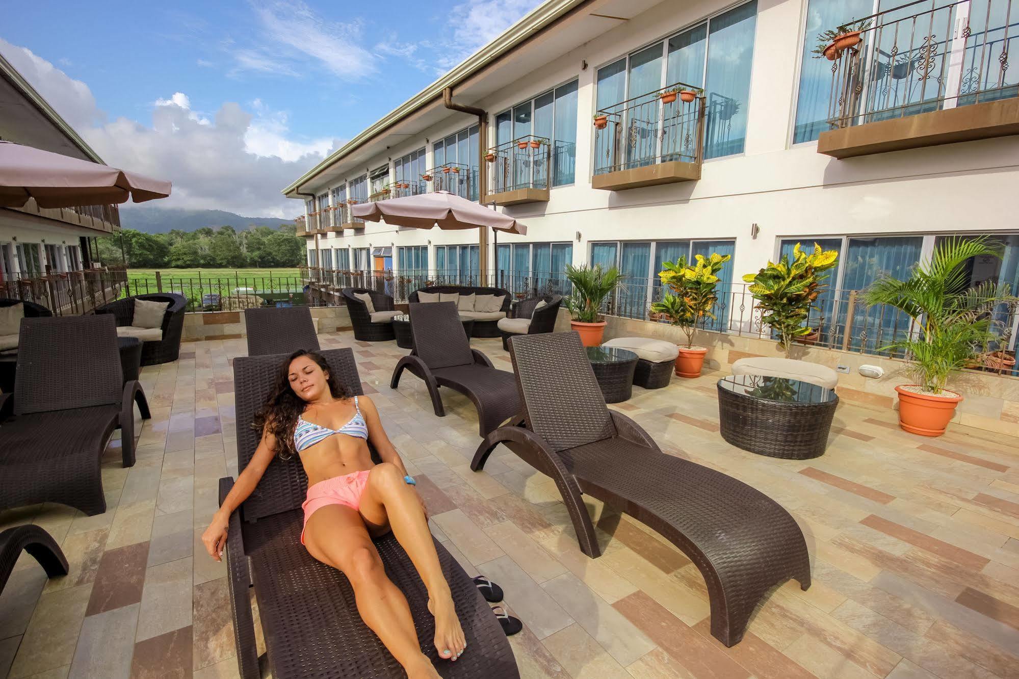 Beachfront Hotel Tramonto Jaco Ngoại thất bức ảnh